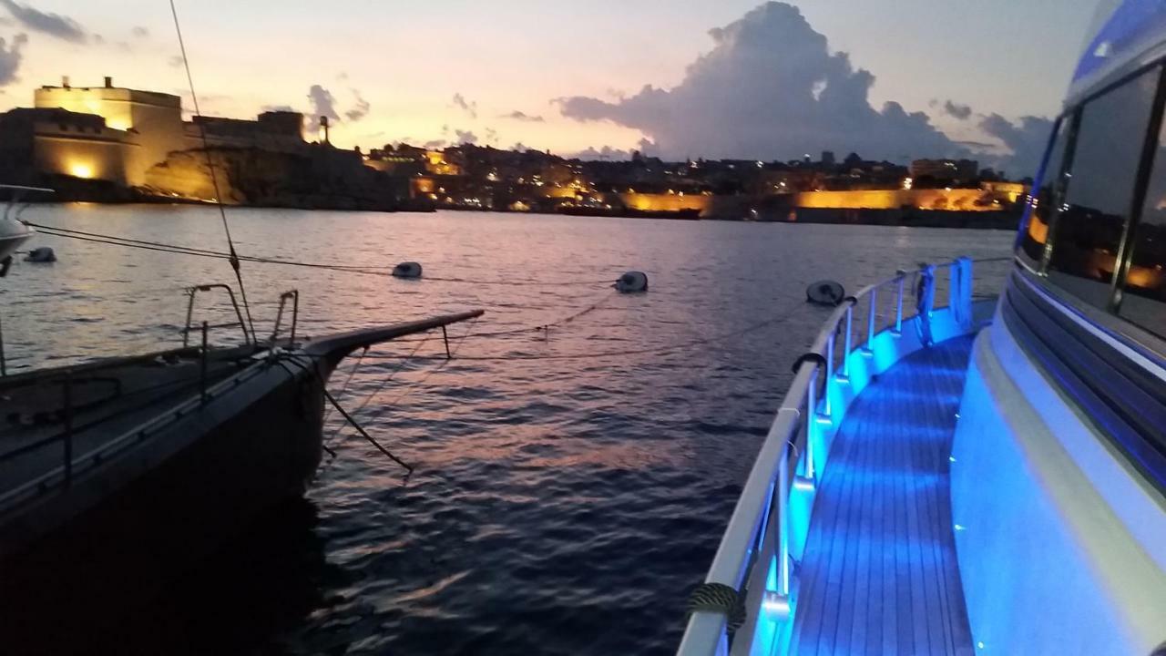 Riti Yacht Hotel Kalkara Ngoại thất bức ảnh