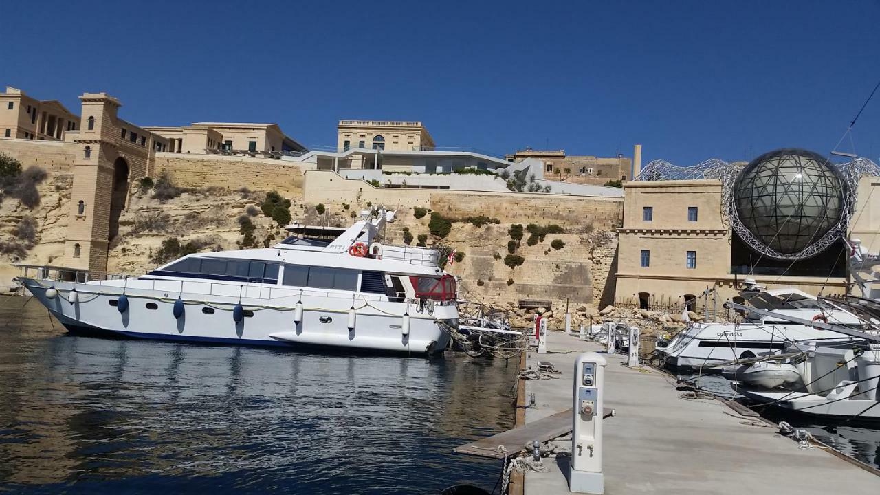 Riti Yacht Hotel Kalkara Ngoại thất bức ảnh